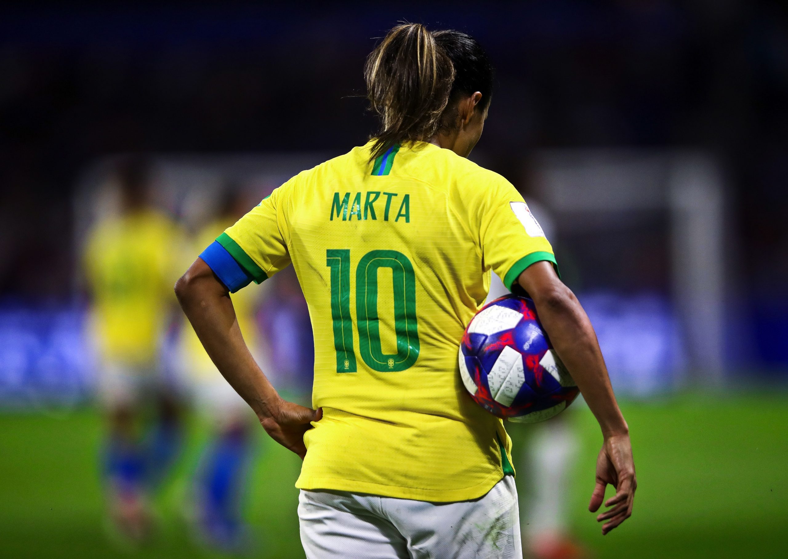 Calcio femminile, si comincia con Regno Unito - Cile e Cina - Brasile