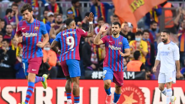 Barcellona all'ultima prima dell'arrivo di Xavi