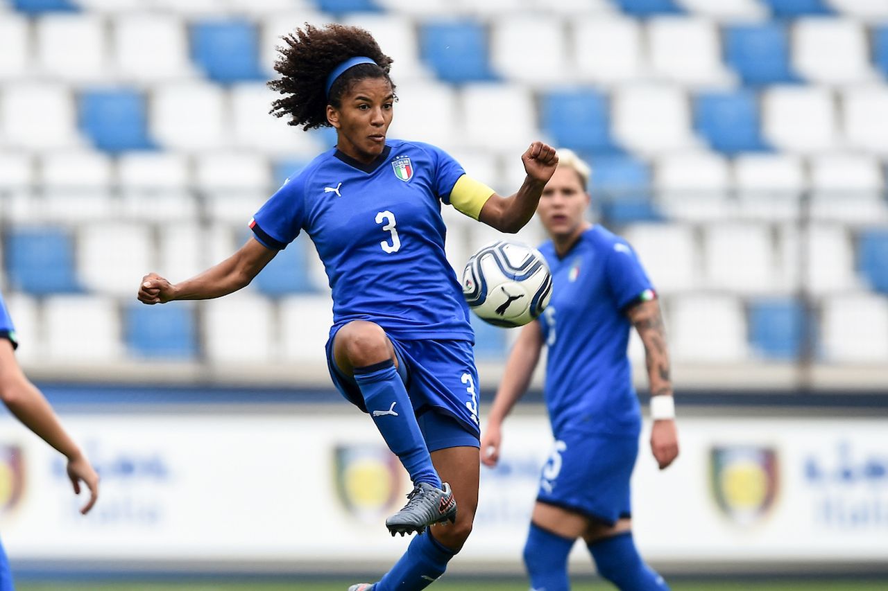 Europeo femminile: debutto non semplice per l'Italia