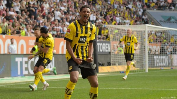 Bundesliga, Borussia Dortmund a un passo dalla storia