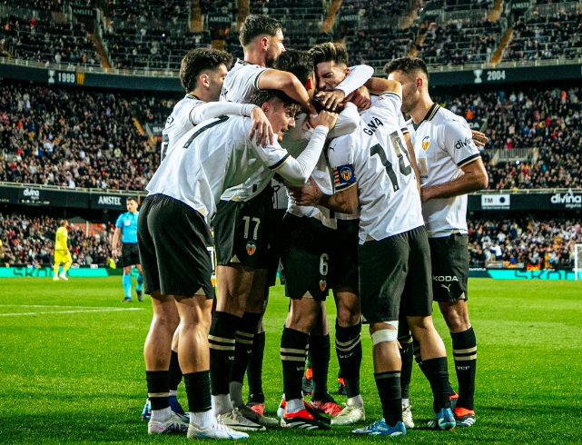 Osasuna-Valencia: la sfida può valere tanto per i ragazzi di Baraja