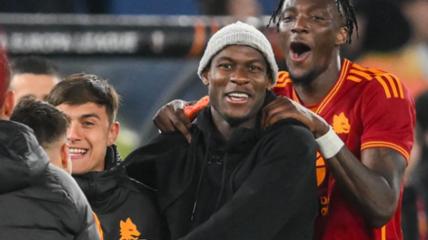 N'Dicka sorridente