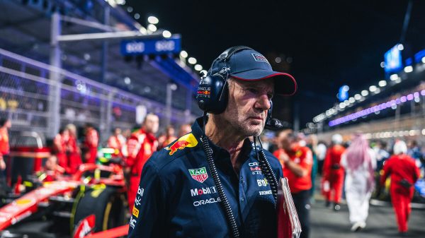 Adrian Newey lascerà la Red Bull nel 2025