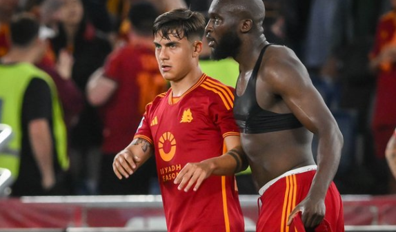 Serie A, la Roma batte il Genoa e blinda il sesto posto in classifica