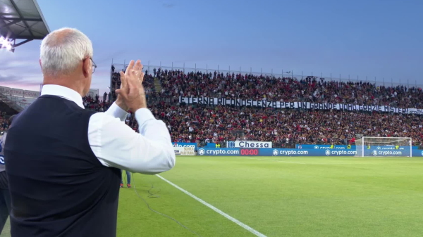 Ranieri saluta, Cagliari lo omaggia