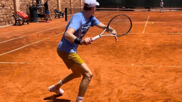 Roland Garros, Sinner torna in campo domani
