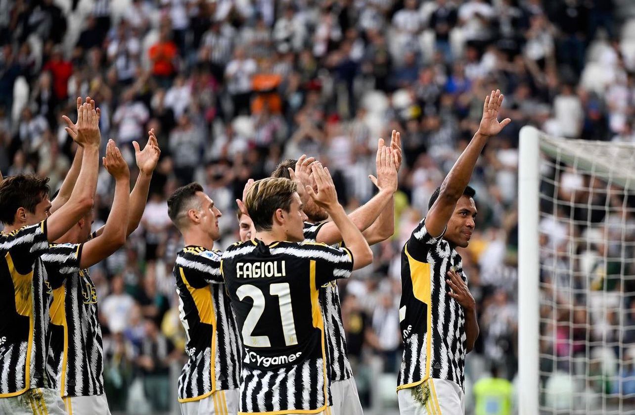 La Juventus saluta Alex Sandro: "Sei parte della nostra storia"