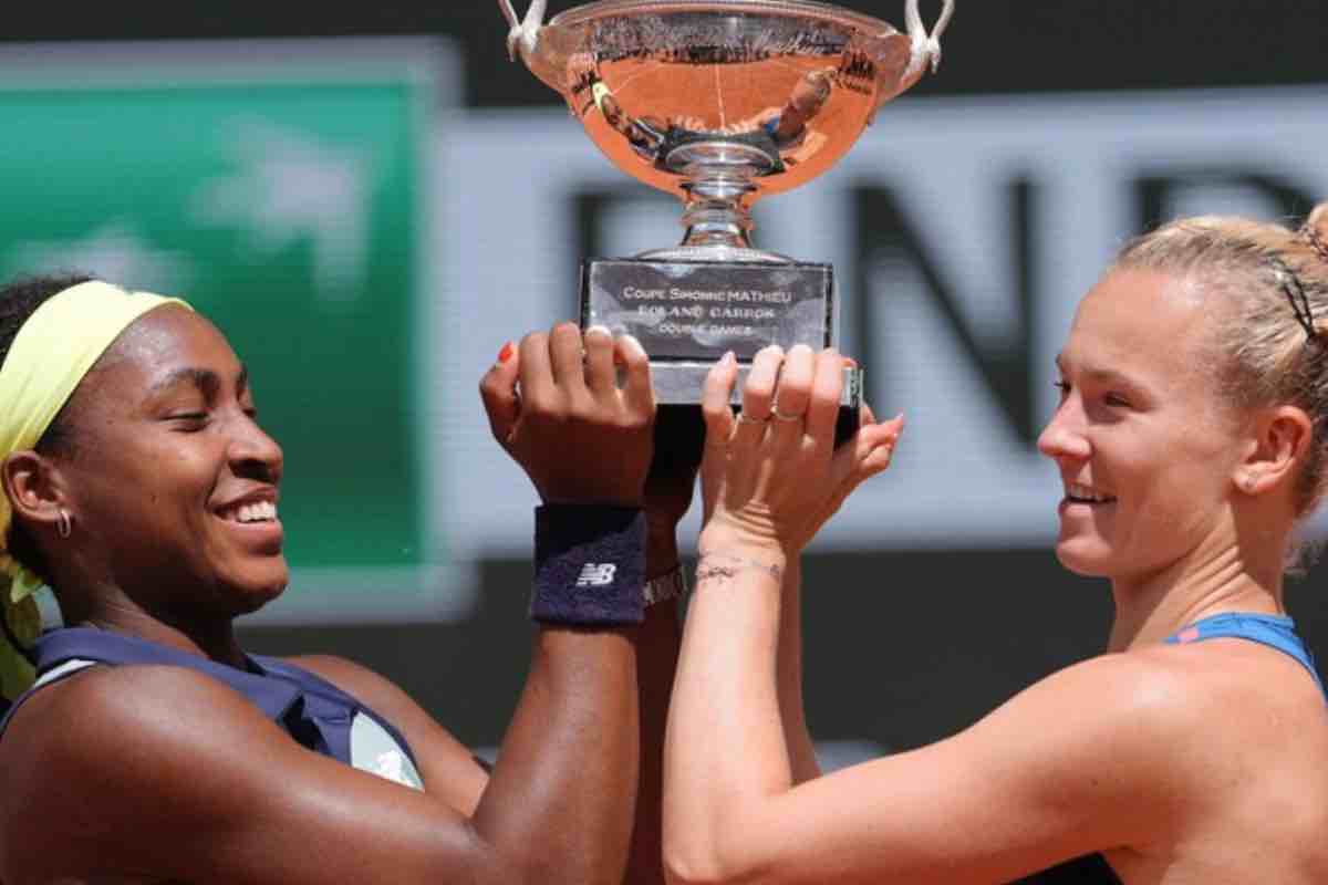 Gauff e Siniakova si aggiudicano il Roland Garros contro Paolini e Errani