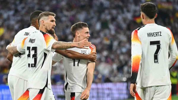 Due calciatori della Germania nella top5 dei cannonieri