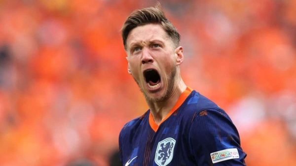 L’Olanda batte la Polonia grazie al subentrato Weghorst