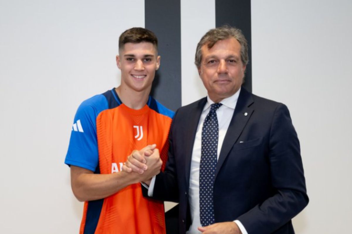 Juve Adzic