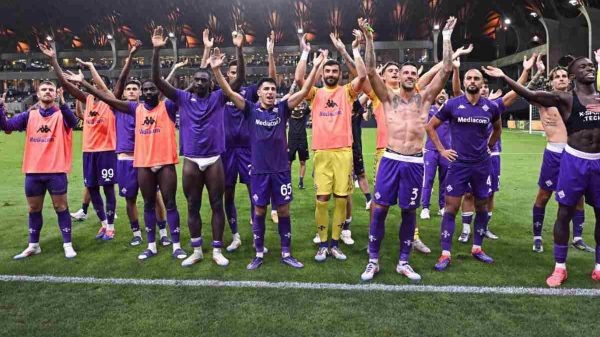 Conference League Fiorentina Puskàs