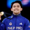 Carlos Yulo e i premi particolari ricevuti dopo il doppio oro nella ginnastica artistica