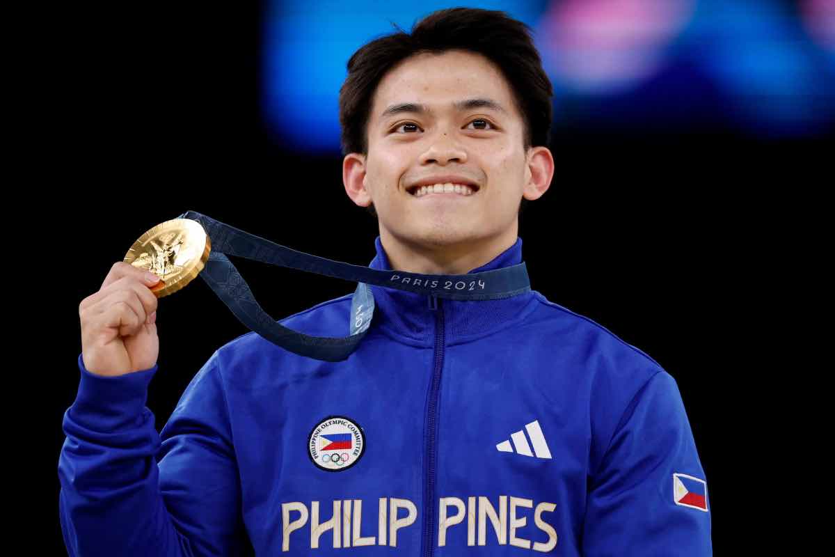Carlos Yulo e i premi particolari ricevuti dopo il doppio oro nella ginnastica artistica