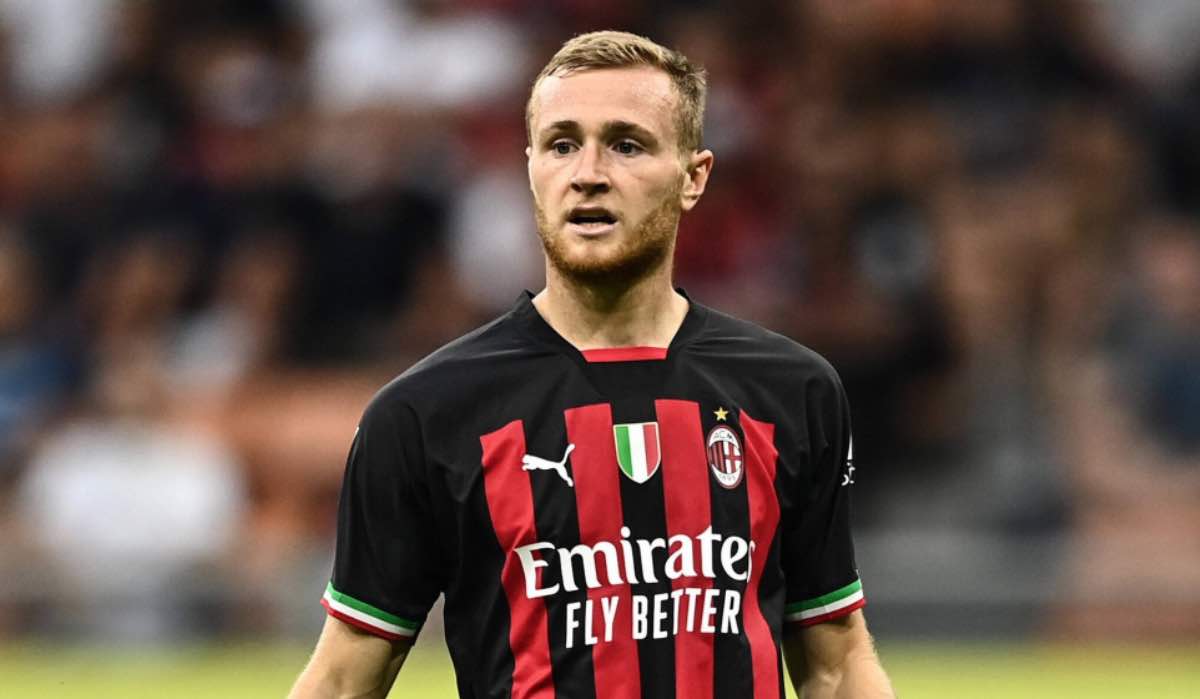 Pobega vicino al trasferimento al Bologna.