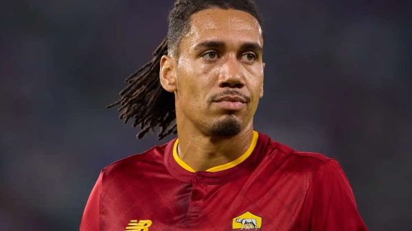Smalling passa dalla Roma all’Al-Fahya.