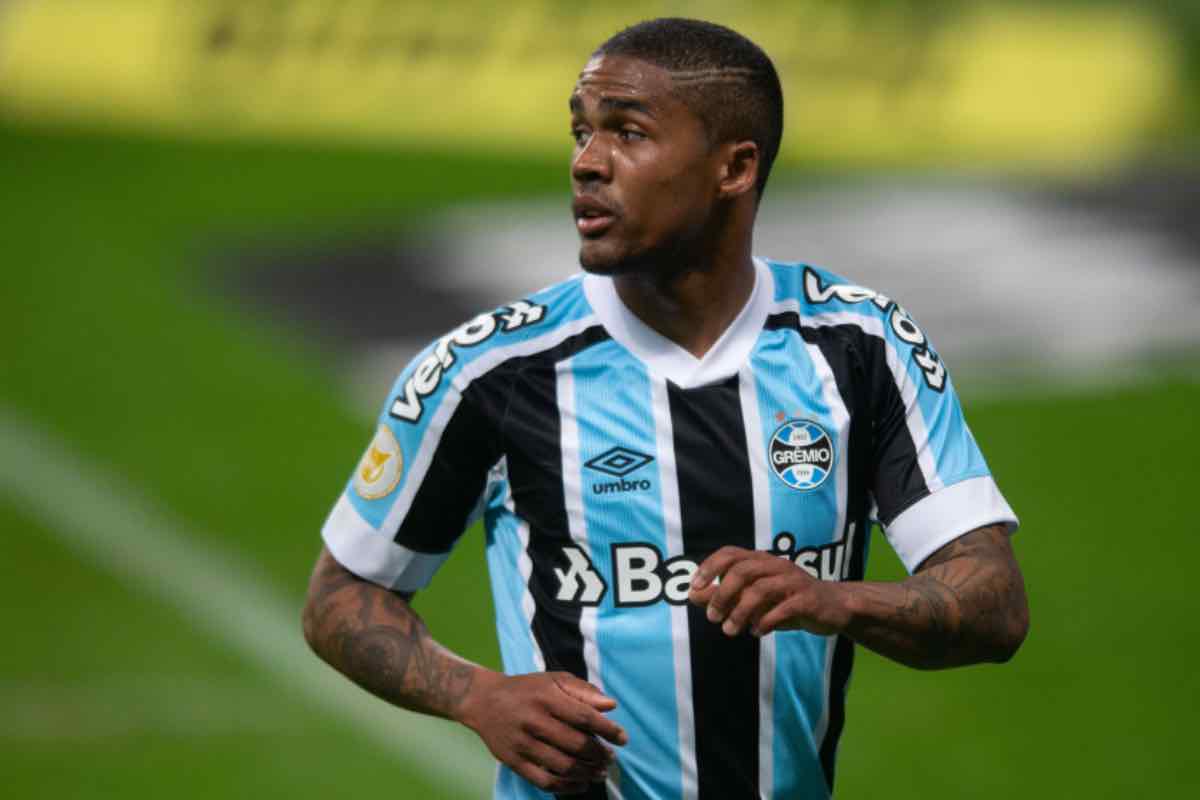 Douglas Costa apre OnlyFans.