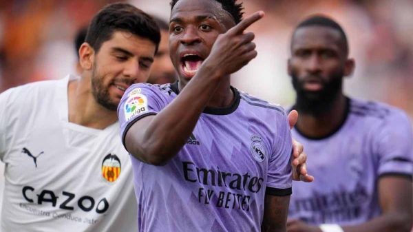 Punito il tifoso che ha rivolto frasi razziste nei confronti di Vinicius e Chukwueze.