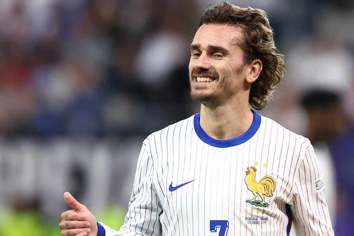 Griezmann dà l’addio alla nazionale francese.