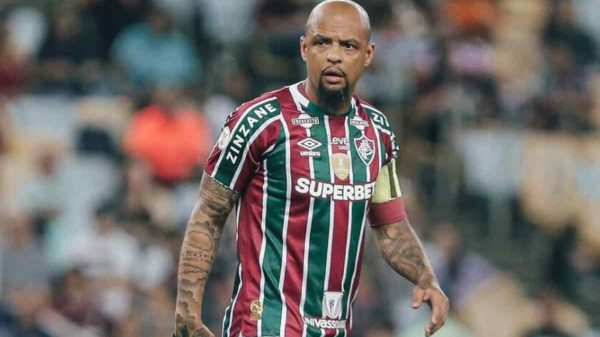 Felipe Melo annuncia l’addio al calcio