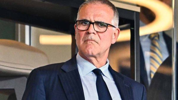 Il presidente Zangrillo non viene invitato alla presentazione di Balotelli