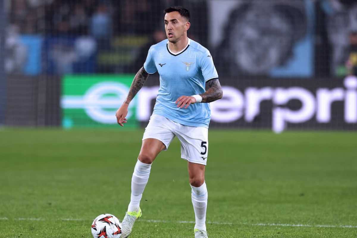 Lazio, infortunio per Vecino: si teme un lungo stop