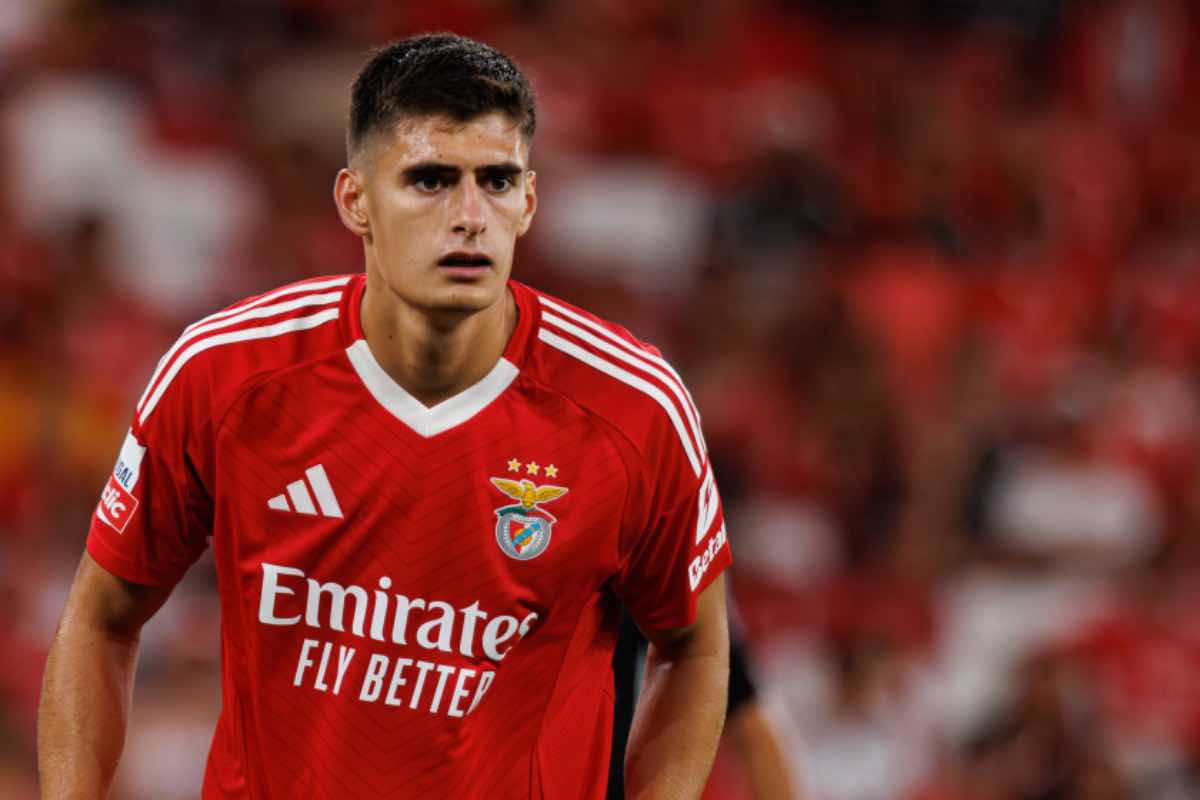 L’allenatore del Benfica spiega la situazione di Silva senza usare mezzi termini