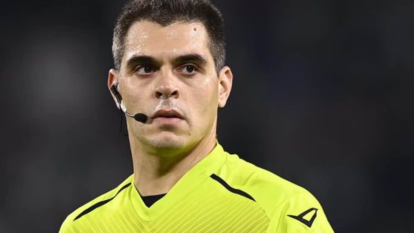 Inter-Milan 2-3, è polemica su Sozza: gara gestita malissimo