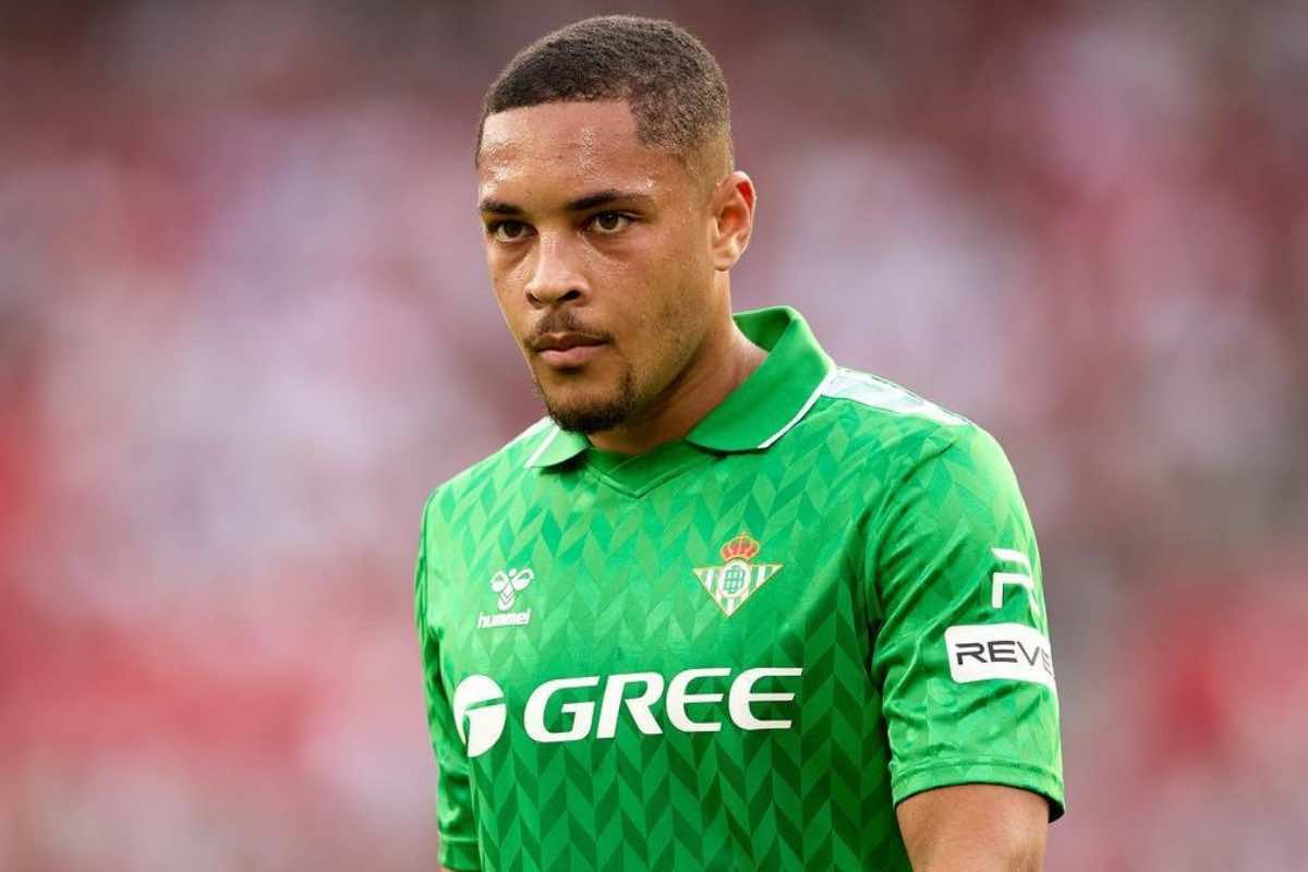 Vitor Roque torna in Brasile