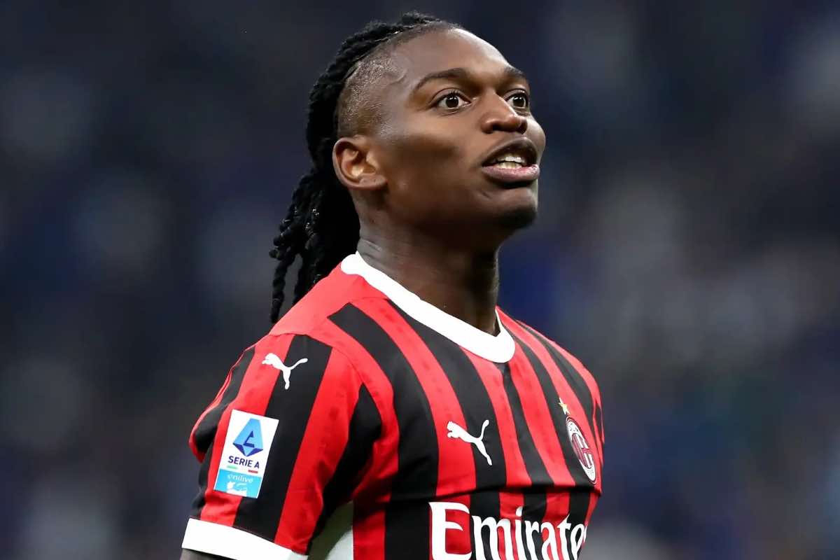 Milan, Leao al centro del progetto: la decisione di Allegri