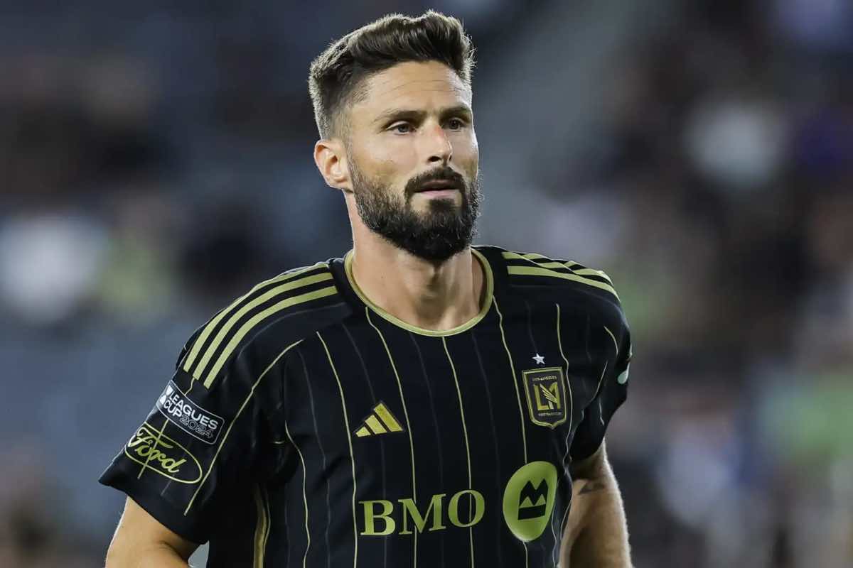 Dopo 13 anni Giroud tornerà a giocare in Ligue 1