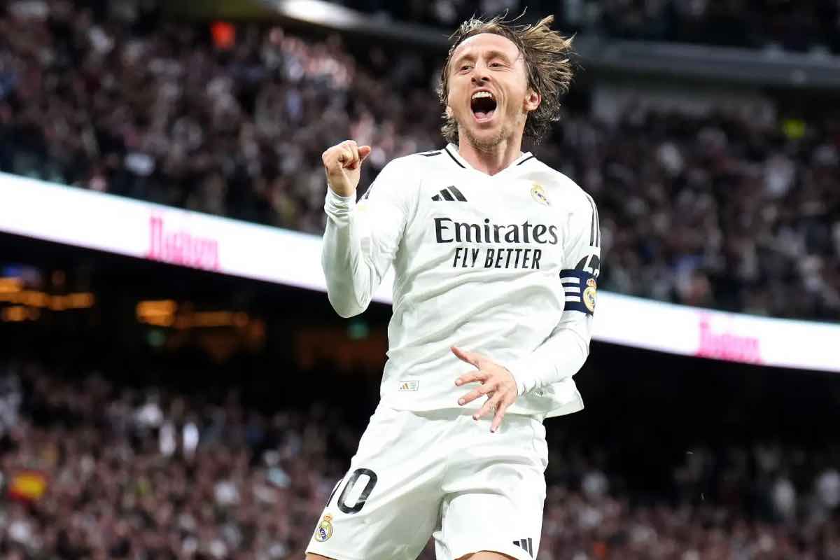 Modric al Milan: dall’arrivo domani al numero di maglia