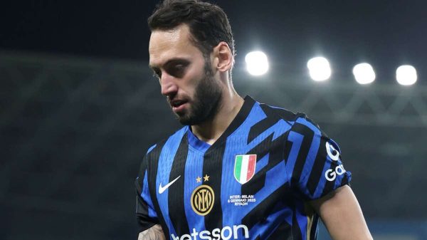 Interesse concreto del Fenerbahce per Calhanoglu
