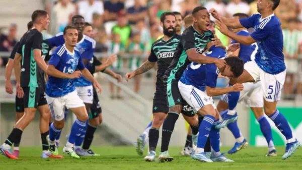 Betis-Como, rissa nell’amichevole tra Fornals e Perrone