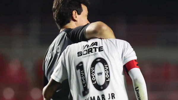 Tutta la frustrazione di Neymar per la sconfitta umiliante contro il Vasco de Gama