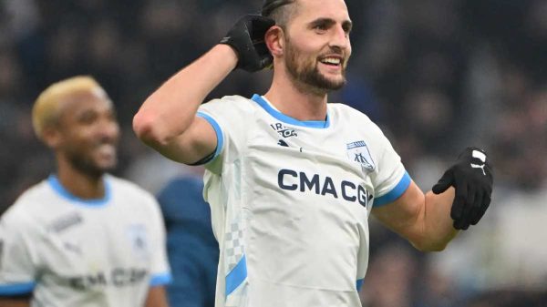 Il Milan fa all-in: tutto su Joe Gomez e Rabiot