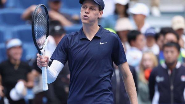 Jannik Sinner è in finale al China Open: all’ultimo turno uno tra Tien e Medvedev