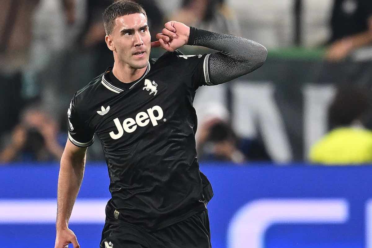 Vlahovic, la Juve non vuole perderlo a zero: può partire a gennaio