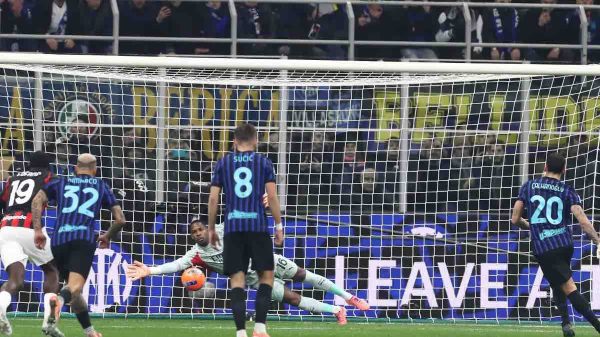 Inter, Calhanoglu sbaglia il rigore: la clamorosa coincidenza