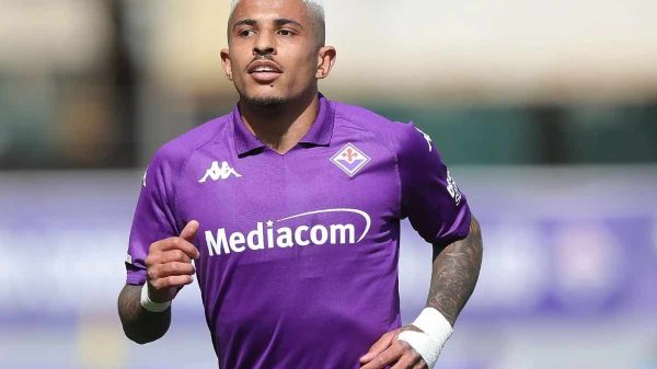 Fiorentina al lavoro per il rinnovo di contratto di Dodo