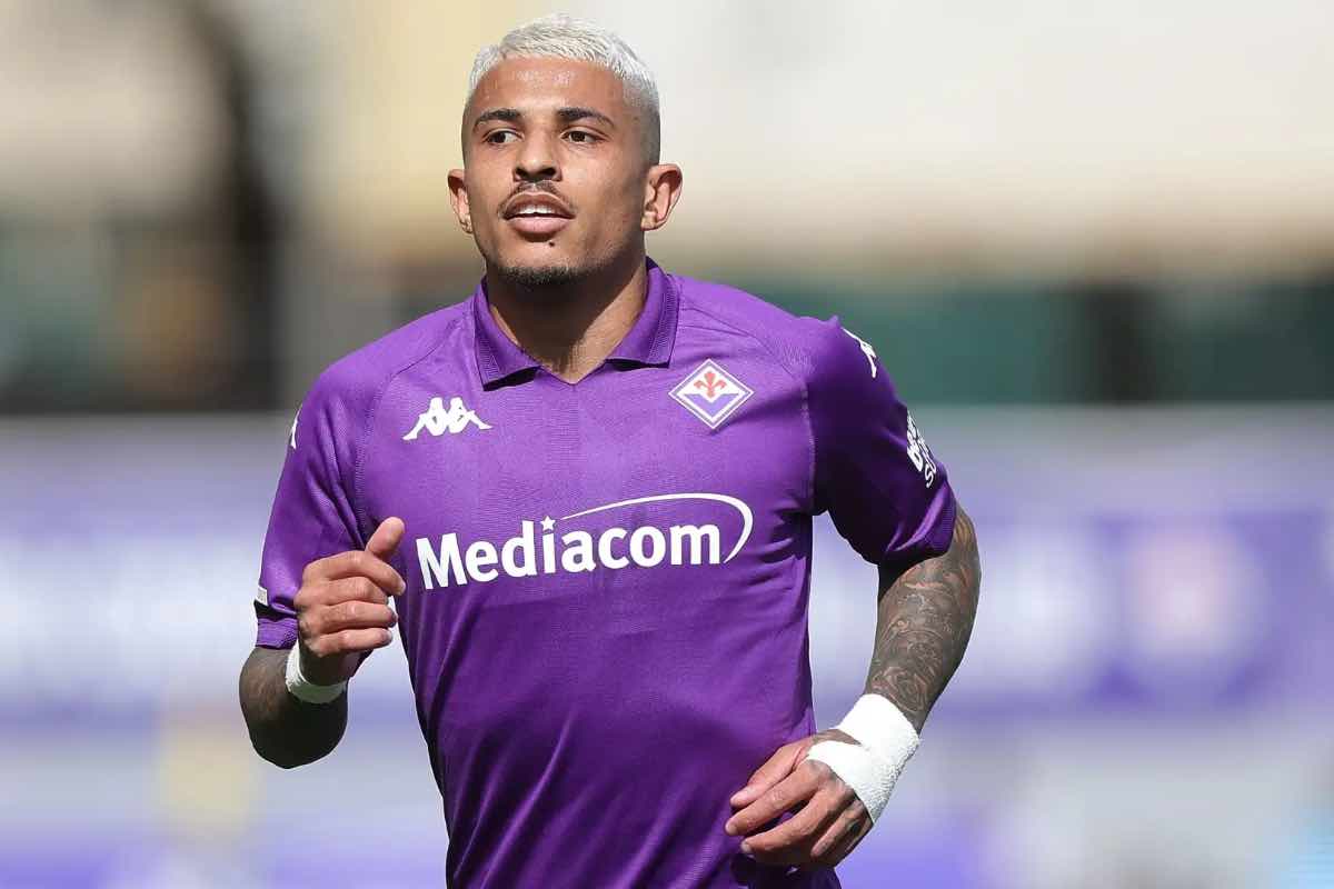 Fiorentina al lavoro per il rinnovo di contratto di Dodo