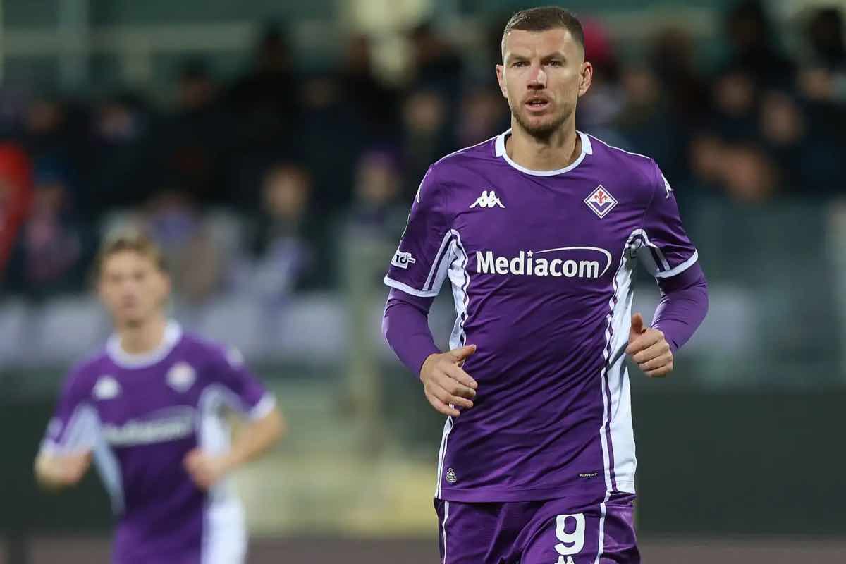 “Facciamo ca**re”, lo sfogo di Dzeko in Fiorentina-AEK