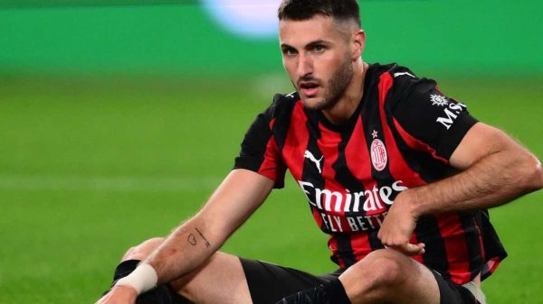 Milan, Gimenez verrà operato alla caviglia: quanto durerà lo stop