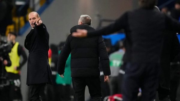 Il Napoli condanna l’atteggiamento di Allegri in Napoli-Milan di Supercoppa