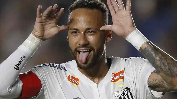 Neymar-Santos, l’amore continua: rinnovo di un anno per il brasiliano
