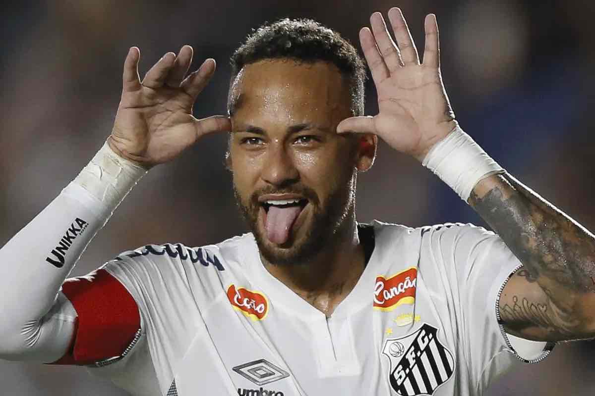 Neymar-Santos, l’amore continua: rinnovo di un anno per il brasiliano