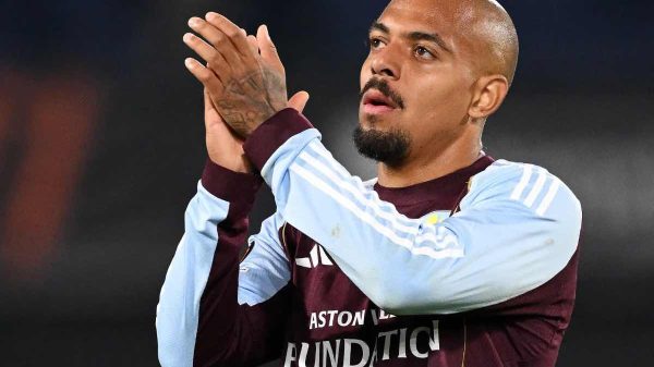 Roma scatenata sul mercato. In arrivo Malen. E si punta Zirkzee