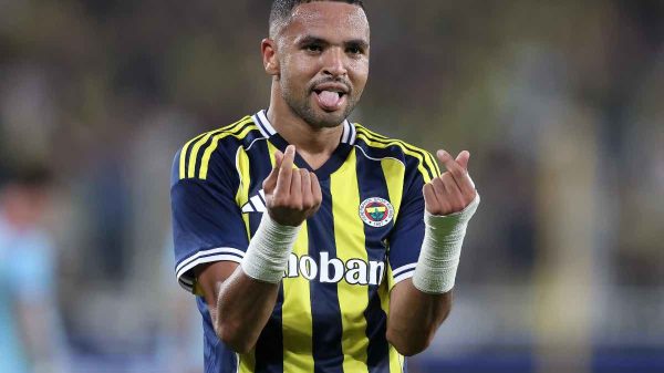 En-Nesyri è l’attaccante ideal per Conte: il Fenerbahce apre al prestito