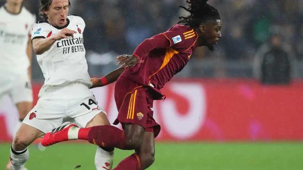 Roma, Koné preoccupa: le sue condizioni
