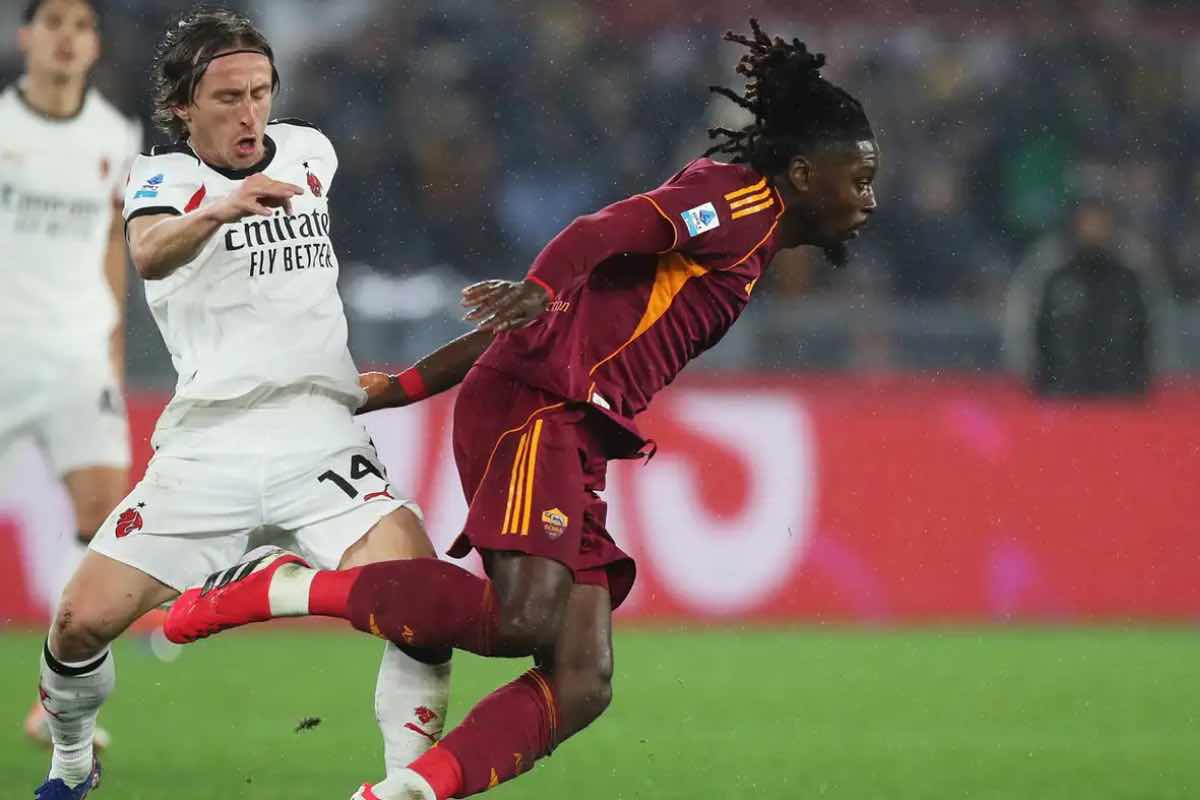 Roma, Koné preoccupa: le sue condizioni
